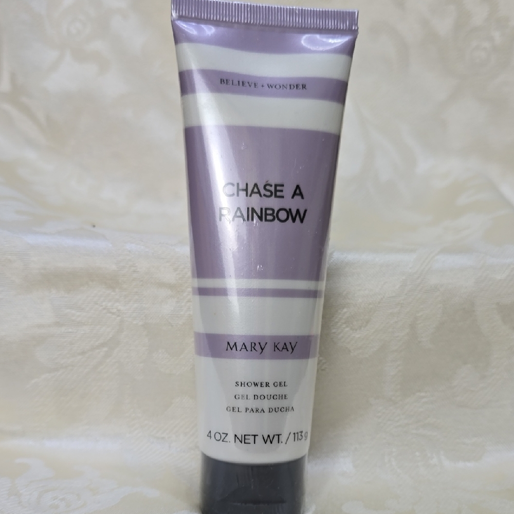 Mary Kay Chase a Rainbow Shower Gel - Purple and White